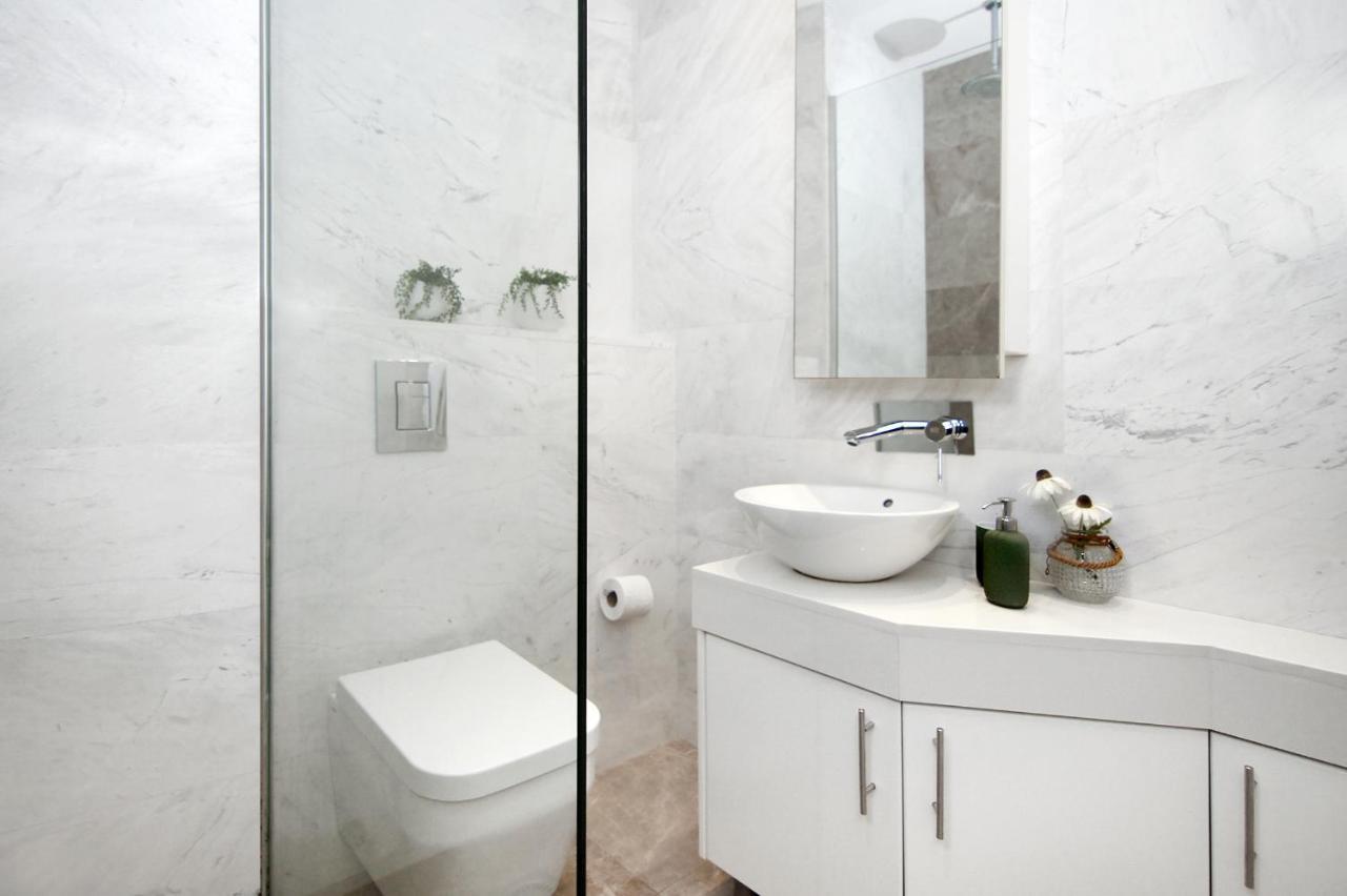 Apartment Josephine - Beachfront โปรทาราส ภายนอก รูปภาพ