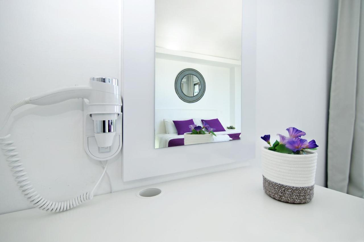 Apartment Josephine - Beachfront โปรทาราส ภายนอก รูปภาพ