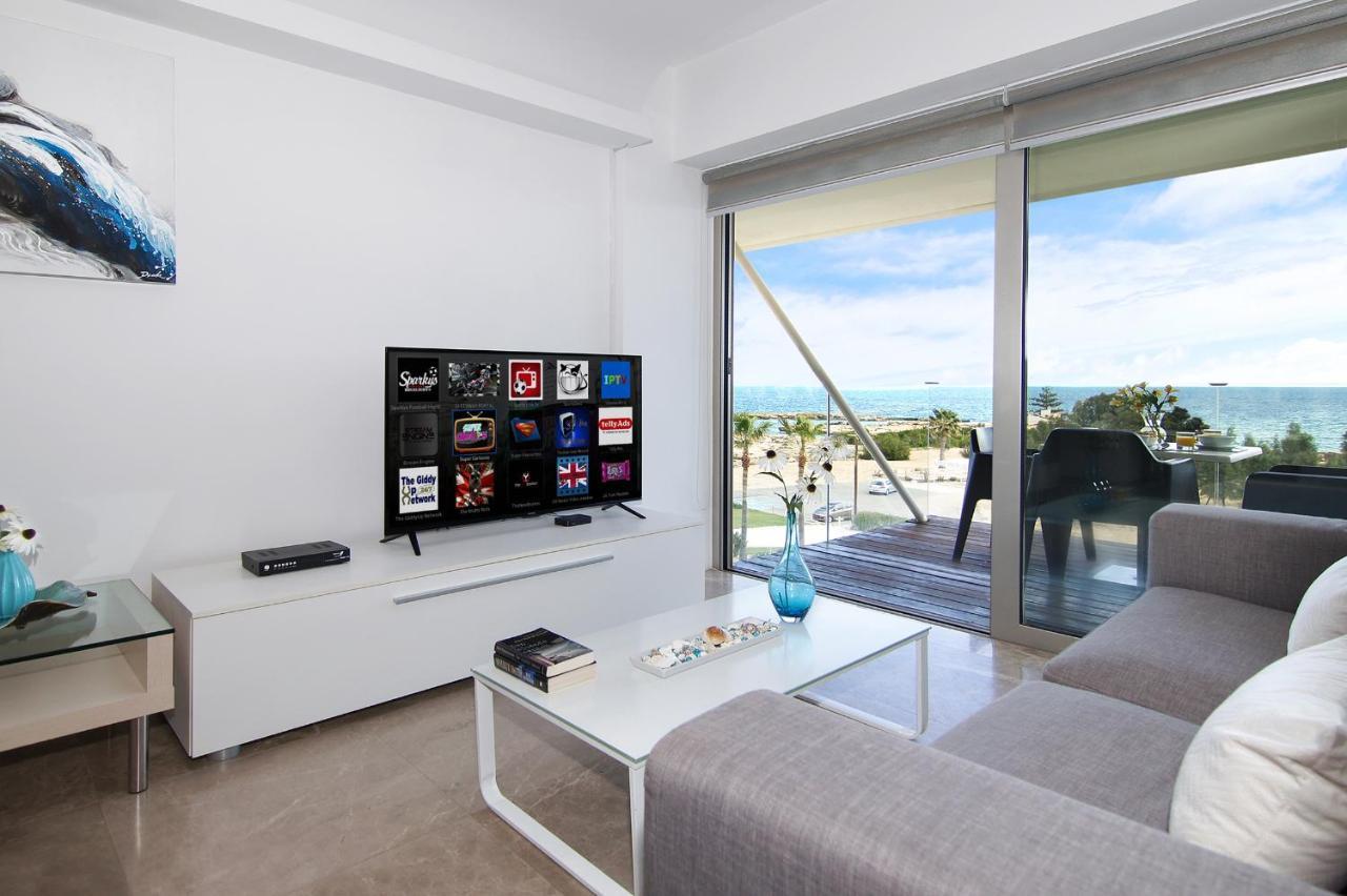 Apartment Josephine - Beachfront โปรทาราส ภายนอก รูปภาพ
