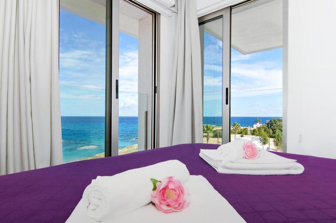 Apartment Josephine - Beachfront โปรทาราส ภายนอก รูปภาพ